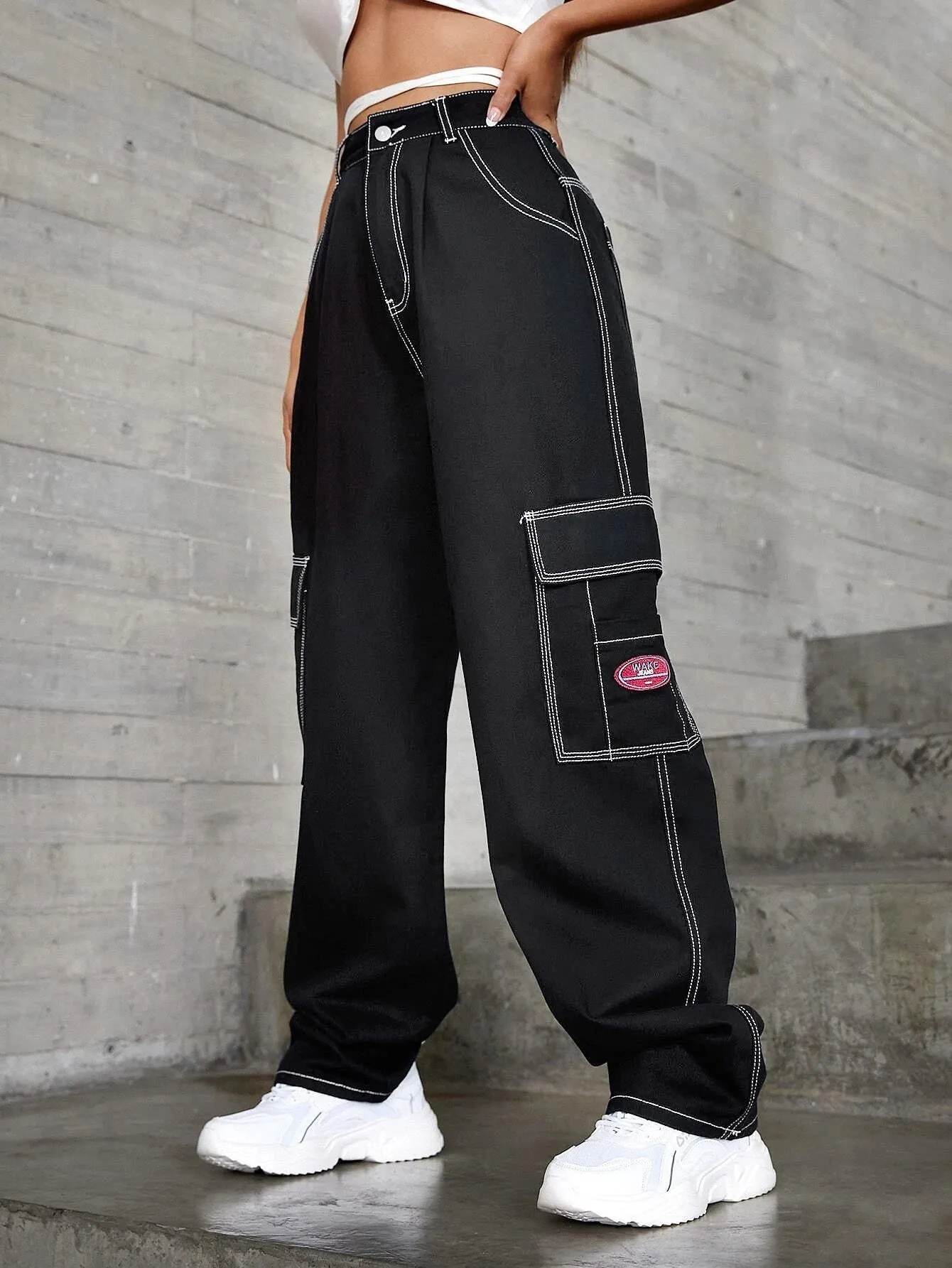 Patched Detail Flap Pocket Jeans